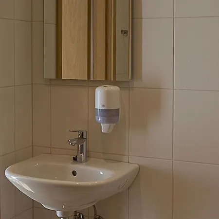 Kentuki Guesthouse パルヌ